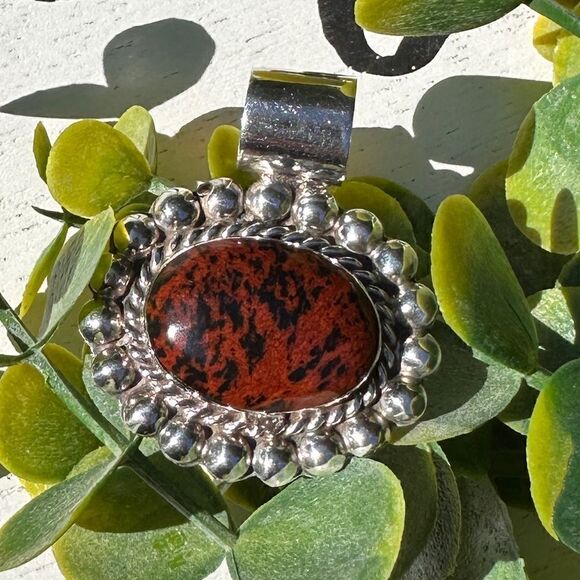 925 Oval Natural Mahogany Obsidian Gemstone
Pendant Vintage 925 Silver F… - Picture 11 of 16